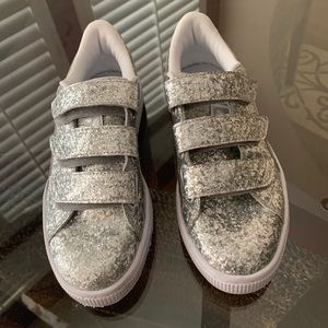 Sparkly Puma Velcro Sneakers